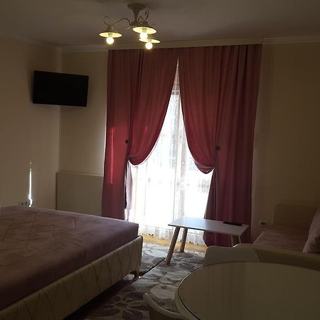 Alex 2 Apartman Vrnjacka Banja Ngoại thất bức ảnh